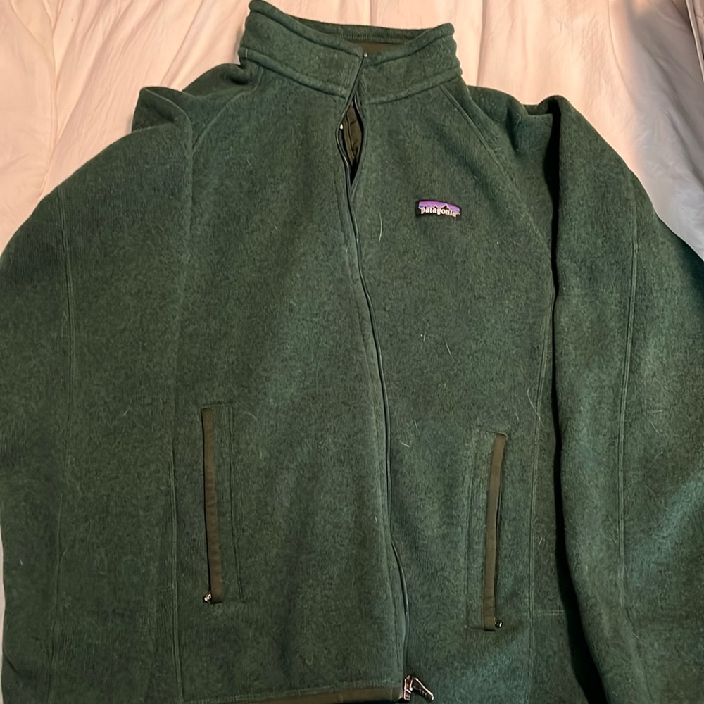 Green Patagonia fleece